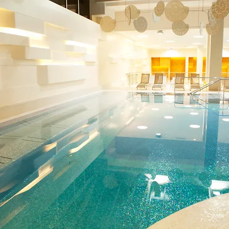 Grand 4* Superior - Terme & Wellness Lifeclass 포르토로즈