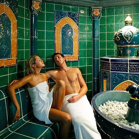 Grand 4* Superior – Terme&wellness Lifeclass Hotel