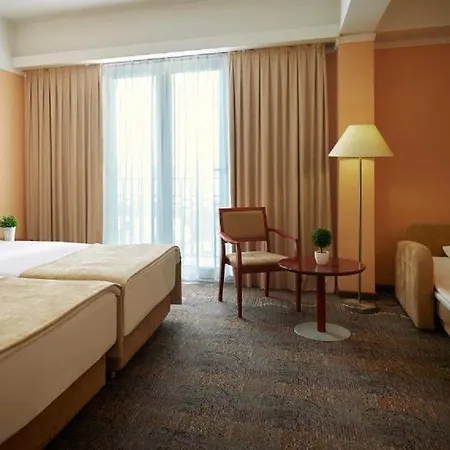 Grand 4* Superior - Terme & Wellness Lifeclass Hotel